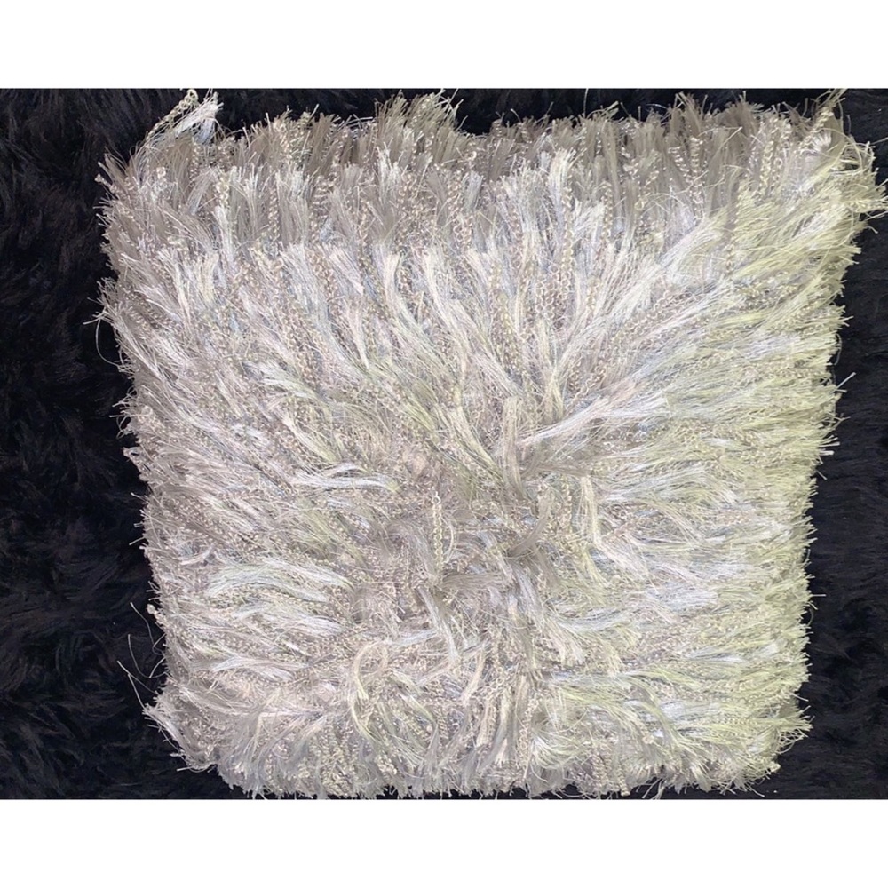 Fringe pillow